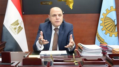 محافظ الغربية يعقد اجتماعًا عاجلًا مع وكيل وزارة الطب البيطري 