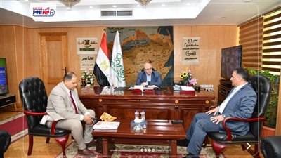 الفيوم تبحث التوسع في توزيع لمبات الليد لترشيد استهلاك الطاقة