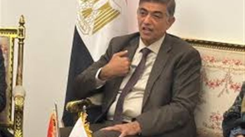  الدكتور هشام مصطفى