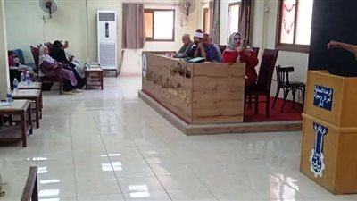 محافظ أسوان يتابع فعاليات دعم التمكين المجتمعى وتعزيز الوعى لدي المرأة 