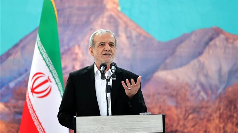 الرئيس الإيراني 