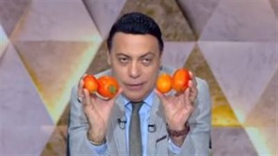 محمد الغيطي بيكلم الطماطم على الهواء: مش لاقي مبرر لسعرها
