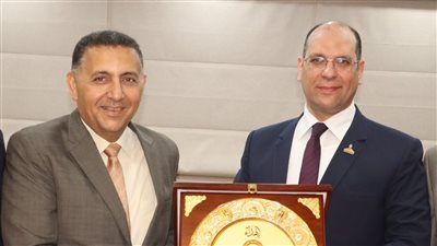 محافظ القليوبية يستقبل وفد حزب الحرية المصري بالقليوبية للتهنئة بعيد الأضحى 