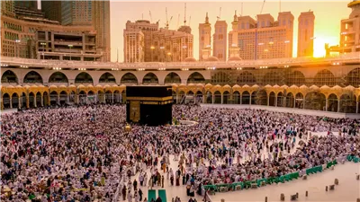 بعد 33 عاما.. تعامد الشمس فوق الكعبة يعود في 2026 بحدث فلكي استثنائي