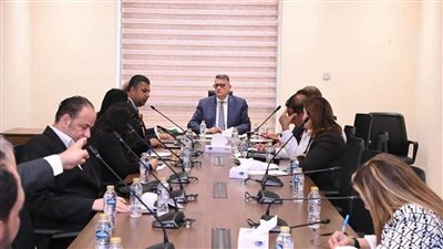 القومي لحقوق الإنسان يناقش مع البرلمان تحديات ضعف مشاركة المرأة في سوق العمل
