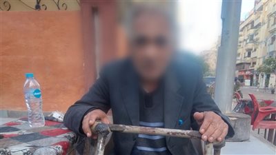  تضامن الإسكندرية  يتدخل سريعا للتعامل مع حالة إنسانية لمسن بلا مأوى
