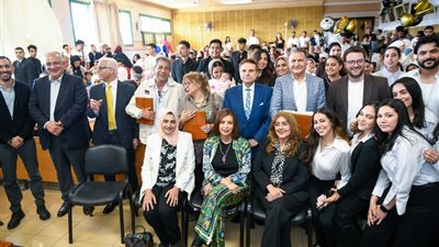 نجوم الفن يشاركون في تقييم مشروعات تخرج طلاب إعلام فاروس بالإسكندرية 