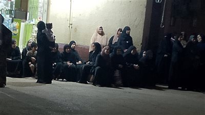وسط مطالبات بالقصاص.. أهالي بنها يشيعون جثمان سيدة عُثر عليها مقتولة بالمنوفية