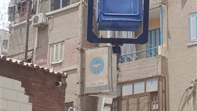 حي السويس يواصل أعمال تطوير ورفع كفاءة الإنارة بشارع المرور والفرنسيسكان