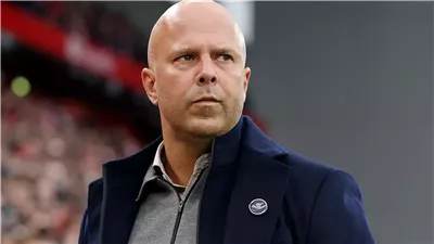 ليفربول يقترب من حسم ملف المدرب الجديد بعد رحيل سلوت
