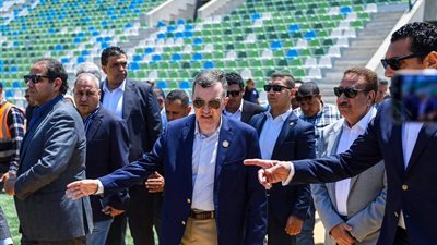 وزيرا التخطيط والشباب والرياضة يتفقدان مستجدات تنفيذ استاد المصري الجديد