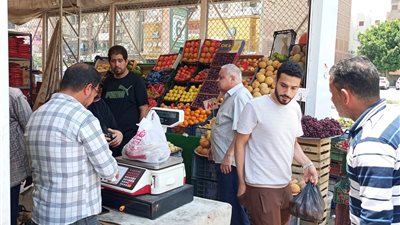 تخفيضات يومية بالمعرض الدائم للسلع الغذائية بحي شرق المنصورة