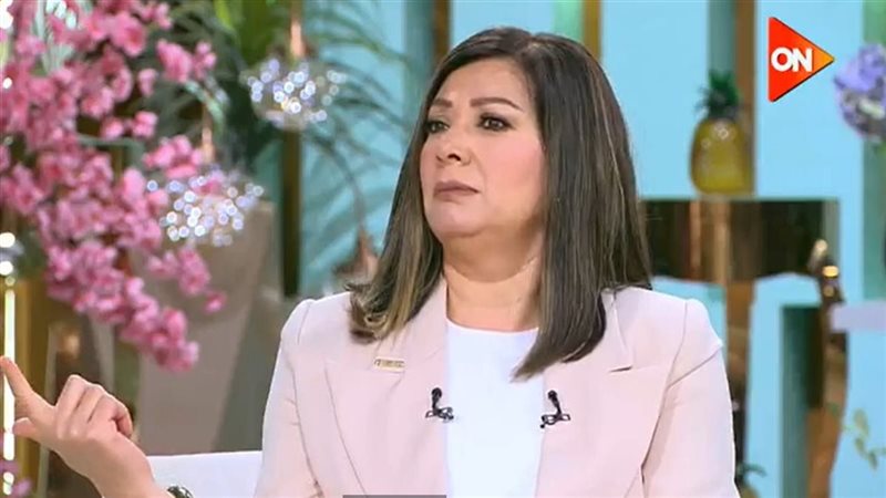 الفنانة انتصار