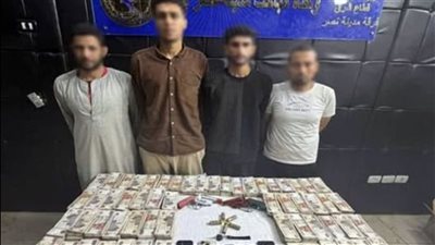 اعترافات عصابة النصب البنكي: كنا بنوهم الضحايا بتحديث البيانات ونحول الفلوس لمحافظنا