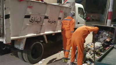 محافظ أسيوط: حملات نظافة مكثفة صباحا ومساء بمركز البداري لرفع المخلفات 