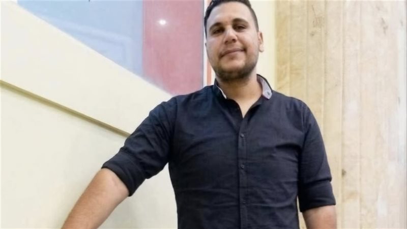 الشاب المتوفى 