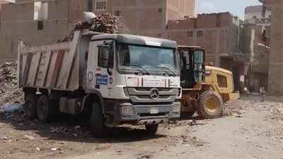 محافظ الغربية: استجابة سريعة لشكاوى حي ثان المحلة ورفع 100 طن مخلفات 