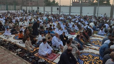 ما حكم تصحيح القراءة للإمام أثناء الصلاة؟.. دار الإفتاء توضح الضوابط
