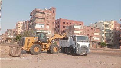 حي عتاقة بالسويس يعلن رفع درجة الاستعداد القصوى بقطاع النظافة لاستقبال العيد 
