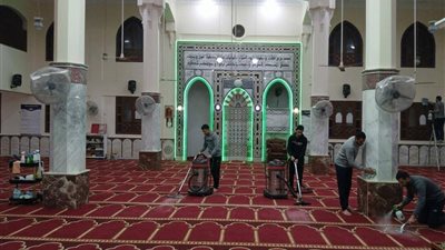 حملات نظافة مكثفة بمساجد دمياط استعدادًا لصلاة عيد الأضحى المبارك