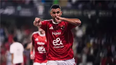 تريزيجيه يفوز بجائزة هداف أفريقيا في ليلة تتويج صن داونز بطلا للقارة