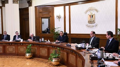 مدبولي يكلف بسرعة الانتهاء من تسوية المديونيات على الهيئة الوطنية للإعلام