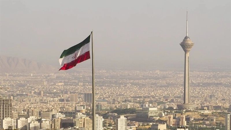 إيران