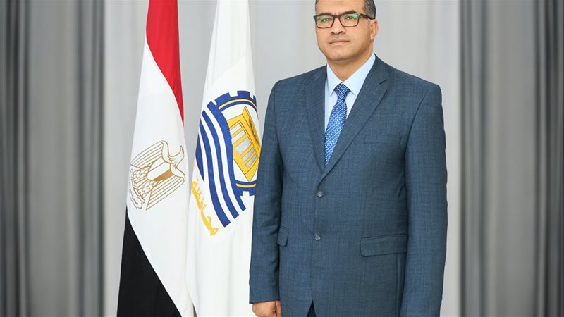 محافظ قنا