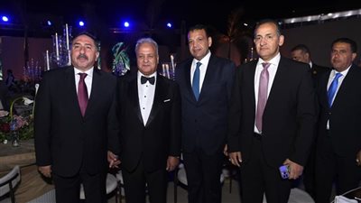 مدير مصلحة الأمن العام السابق يحتفل بزفاف نجله بحضور الفريق كامل الوزير 