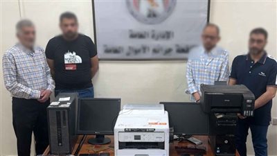 سقوط عصابة تزوير بالإسكندرية بحوزتهم أختام وأدوات تقليد مستندات حكومية مزيفة