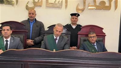 مفاجأة تهز المحكمة.. براءة شاب كفيف من تهمة ابتزاز فتاة بالبحيرة