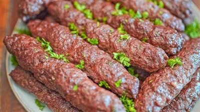 طريقة عمل كفتة الحاتي في المنزل بالنكهة الأصلية.. أسرار الكبابجية بقت في جيبك