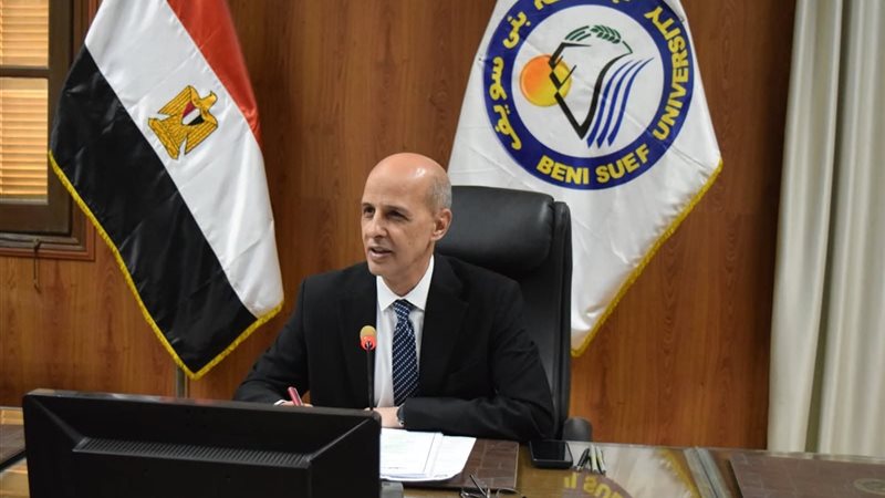 الدكتور طارق علي