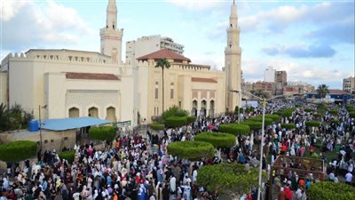 الفرحةتملأ شوارع بورسعيد.. والأحياء تشهد أجواء احتفالية أول أيام العيد