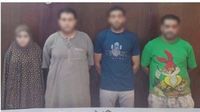 انتش واجري.. ضبط المتهمين بسرقة كروت الفيزا من المواطنين 