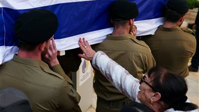 الجيش الإسرائيلي يعلن مقتل مجندة وإصابة جنديين في هجوم بجنوب لبنان