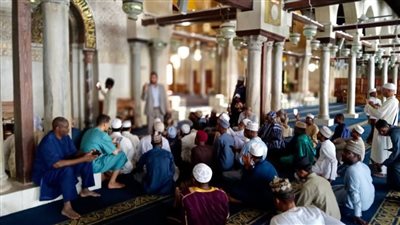 تفاصيل زيارة الأئمة والدعاة الوافدين من 7 دول للجامع الأزهر