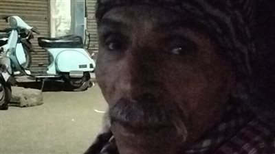 “نفسي ابني يعيش مستور”.. سائق توكتوك بالغربية يستغيث: بشتغل أكتر من 13 ساعة
