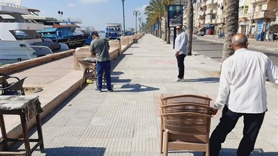 رفع 64 حالة إشغال طريق بمدينة رشيد خلال حملات مكثفة ثاني يوم العيد
