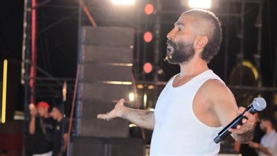 أحمد سعد يثير الجدل في حفله بالغردقة بعد انفصاله عن علياء بسيوني |صور
