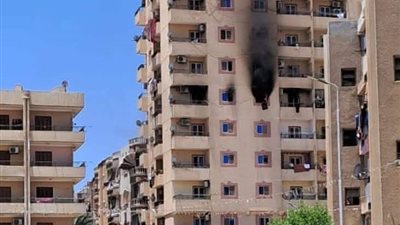 الحماية المدنية بالسويس تسيطر على حريق بوحدة سكنية بالأربعين دون إصابات