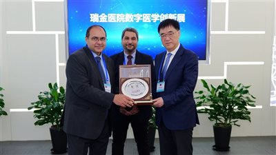 وفد طب قصر العيني يزور شنغهاي جاو تانج لتعزيز التعاون الطبي الأكاديمي المشترك