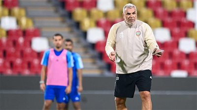 رسميًا.. إقالة كوزمين أورلايو من تدريب منتخب الإمارات 