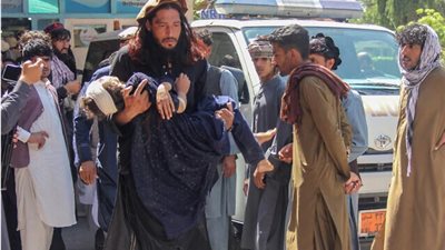 من باكستان إلى أفغانستان.. مقتل 18 وإصابة العشرات في حادثة انقلاب شاحنة