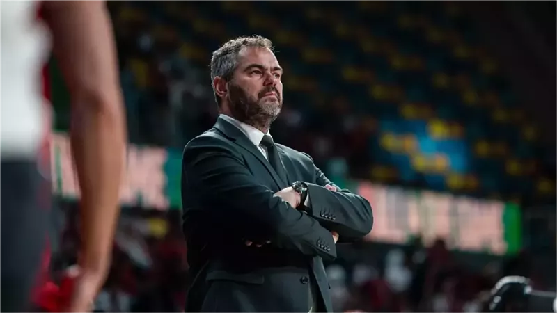 أوجستي بوش مدرب منتخب
