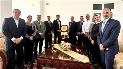 وفد حزب الحرية المصري يلتقي السفير المصري في بكين 