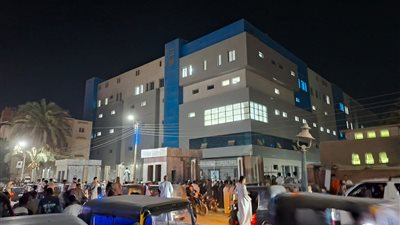 محافظ سوهاج يوجه برفع حالة الطوارئ الطبية ودعم مصابي حادث 