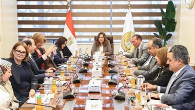 منال عوض تترأس اجتماع مشروع الدعم الفني لتعزيز اللامركزية والتنمية المتكاملة
