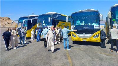 وصول أولى رحلات الحج السياحي البري إلى ميناء العقبة في طريقها لنويبع