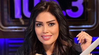 أميرة نور بعد استغاثتها من زوجها: «لست أم ابنتك فقط.. أنا زوجتك منذ 16 سنة»
